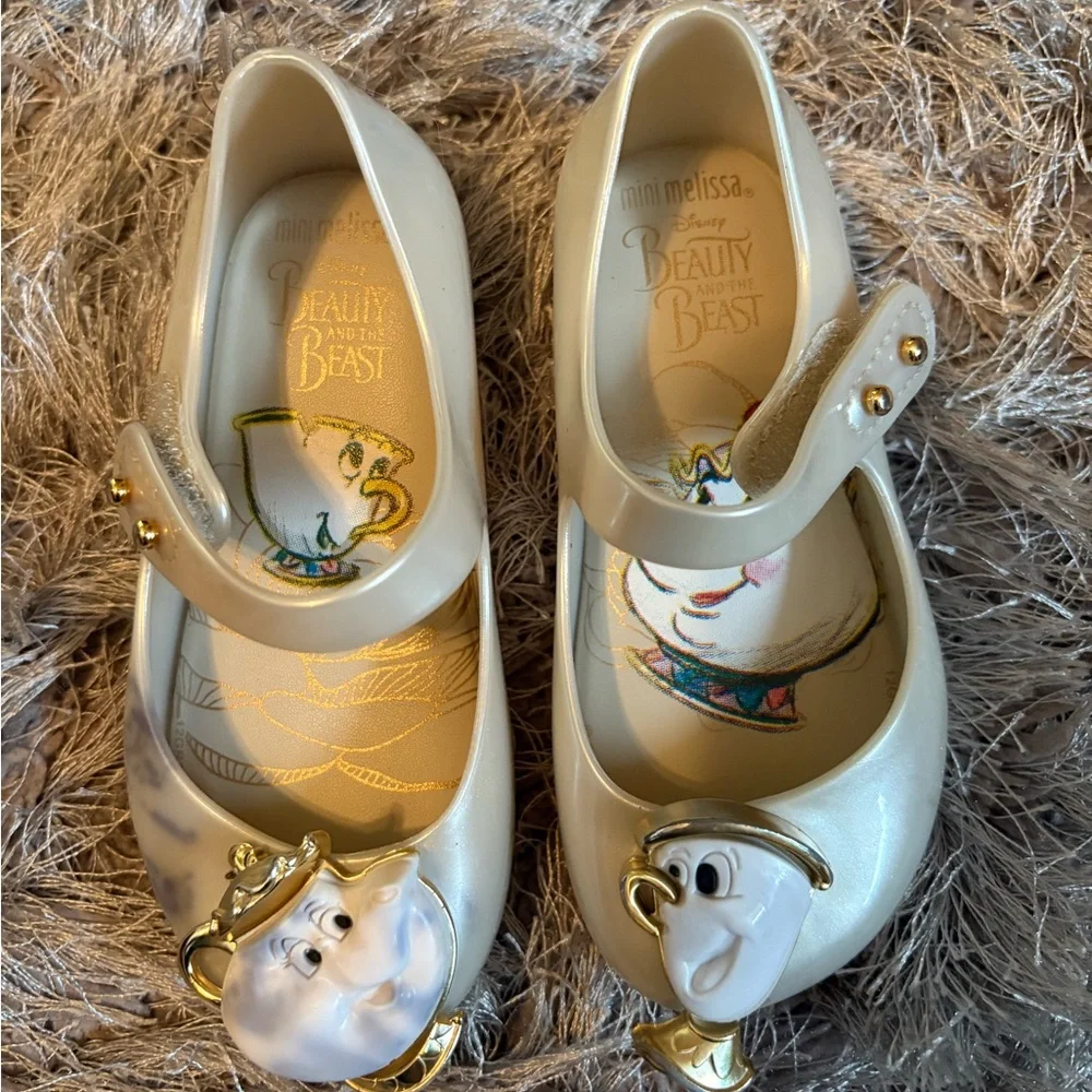 Mini Melissa Cream Dress Shoes with Cat Design